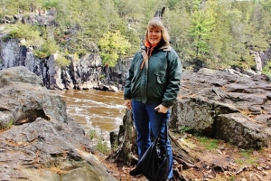 Me standing before the river before the boat ride (640x427)